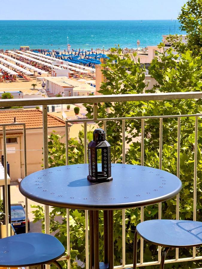 Appartamenti Leone - Vista Mare - Pet Friendly リミニ エクステリア 写真